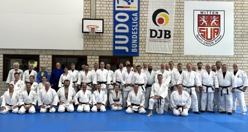 Neue Graduierungsordnung: Gut besuchter Lehrgang in Witten