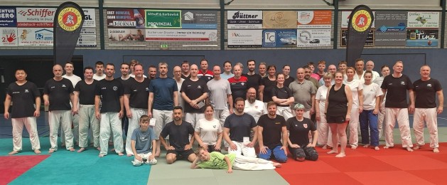 Judo-Selbstverteidigung trotz gro&szlig;er Hitze